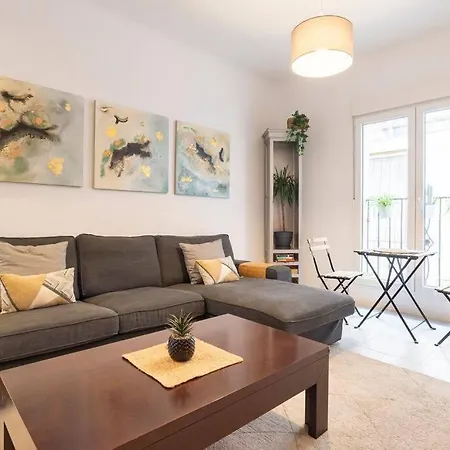 아파트 3 Bedroom Flat In Historic Centre *