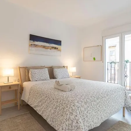 3 Bedroom Flat In Historic Centre