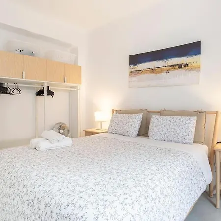 3 Bedroom Flat In Historic Centre 아파트
