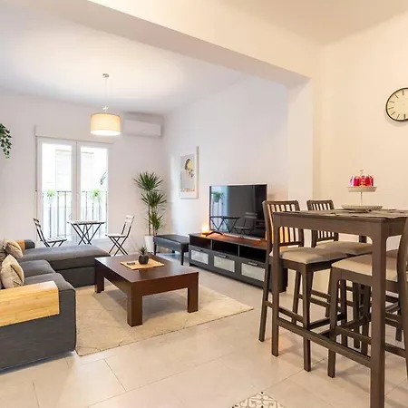 3 Bedroom Flat In Historic Centre * 말라가